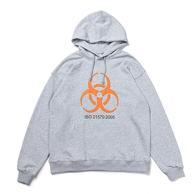Vetements Hoodies & Sweatshirts Graphic Print Pullover Hoodie product detail image 1