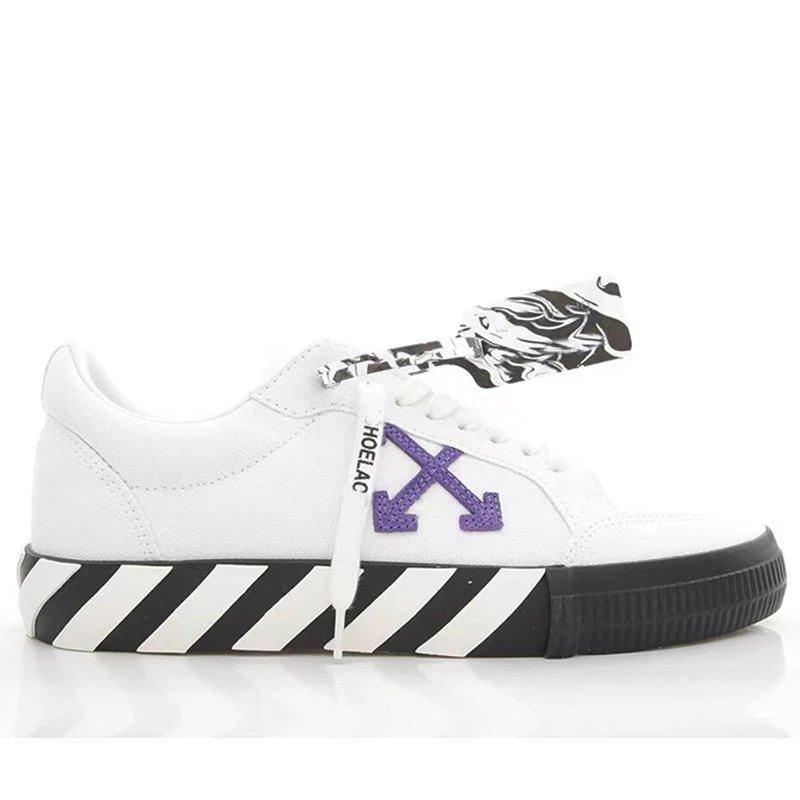 Off-White Sneakers Arrow Logo Low-Top — Color 15