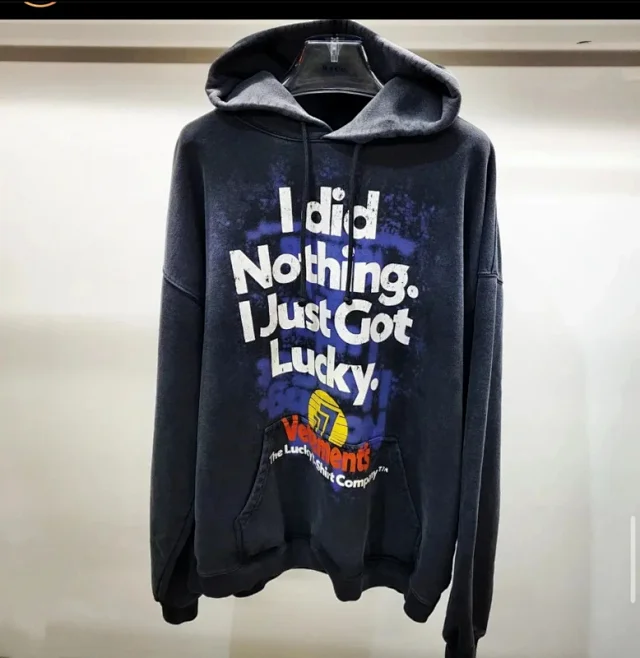 Vetements Hoodies & Sweatshirts Graphic Print Pullover Hoodie product detail image 24