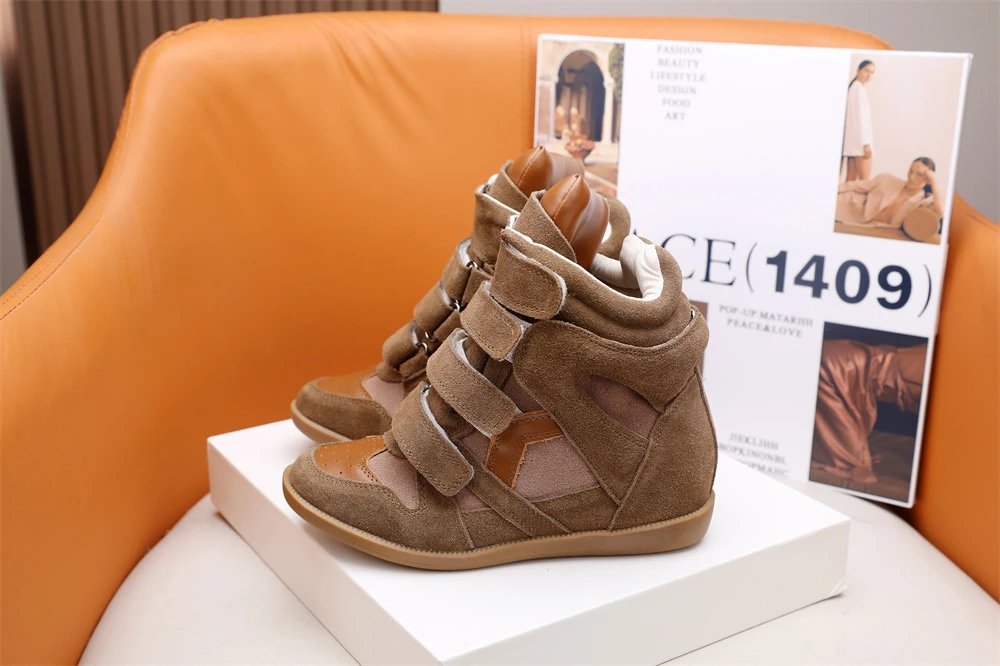 Design High-Top Strap Sneaker Black Boots - 22