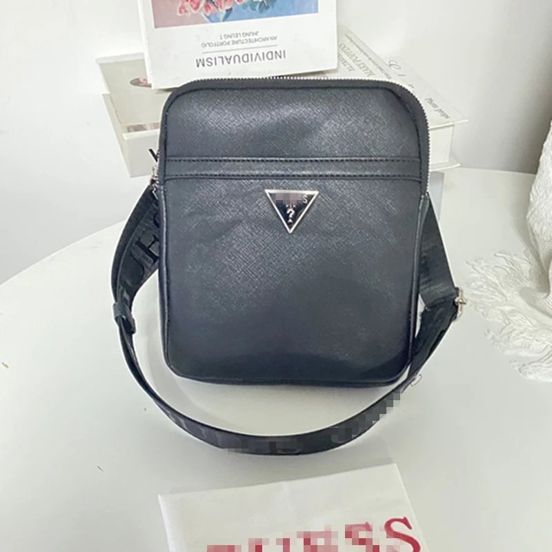 Design Guess Monogram Crossbody Bag Black / Gold Crossbody Bags - 7