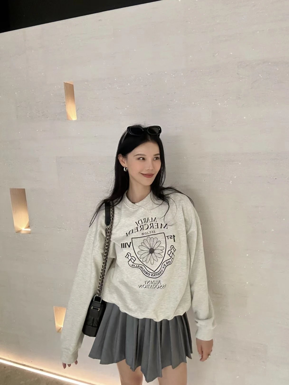 Mardi Mercredi Floral Print Navy Sweatshirt Sweater - 8