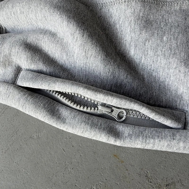 Corteiz Classic Logo Sweatpants Gray - 11