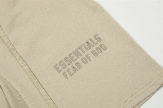 Fear of God Shorts ESSENTIALS drawstring logo product detail image 47