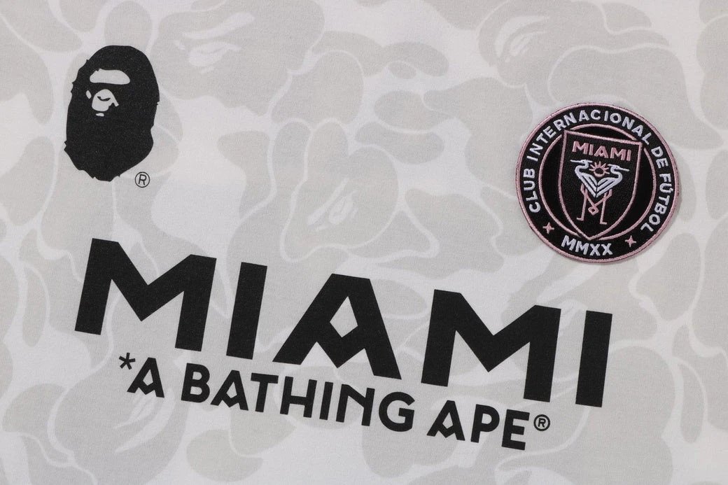 A Bathing Ape Rising Ape Space Graphic White T-Shirt - 3