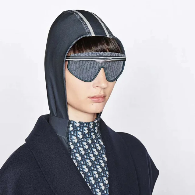 Dior Eyewear Oversized Shield Sunglasses product detail image 2