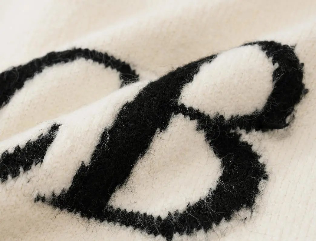 Design CB Logo Knit Hoodie White Hoodie - 24