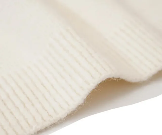 Cole Buxton CB logo knitwear and shorts product detail image 19