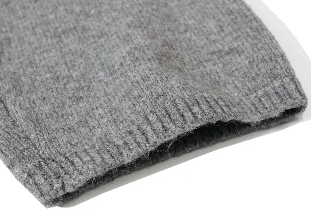 Cole Buxton CB logo knitwear and shorts product detail image 34