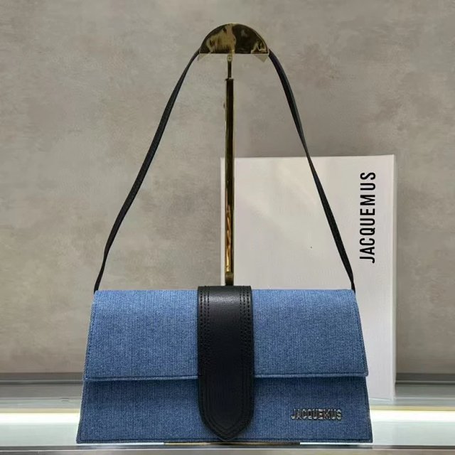 Jacquemus handbag: seller detail photo 3