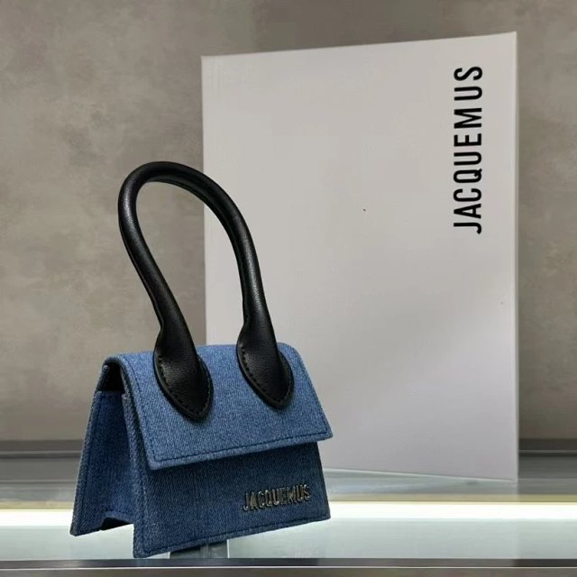 Jacquemus handbag: seller detail photo 6