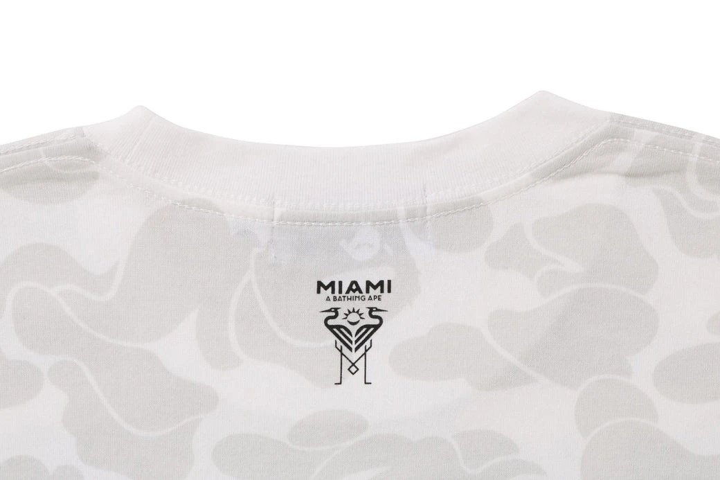 A Bathing Ape Rising Ape Space Graphic White T-Shirt - 5