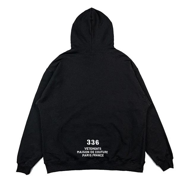 Vetements Hoodies & Sweatshirts Graphic Print Pullover Hoodie product detail image 91