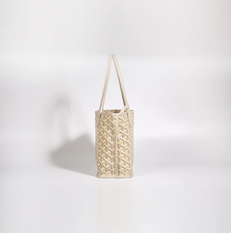 Goyard Saint-Louis Tote and Pochette in Orange Goyardine Canvas Handbags - 11
