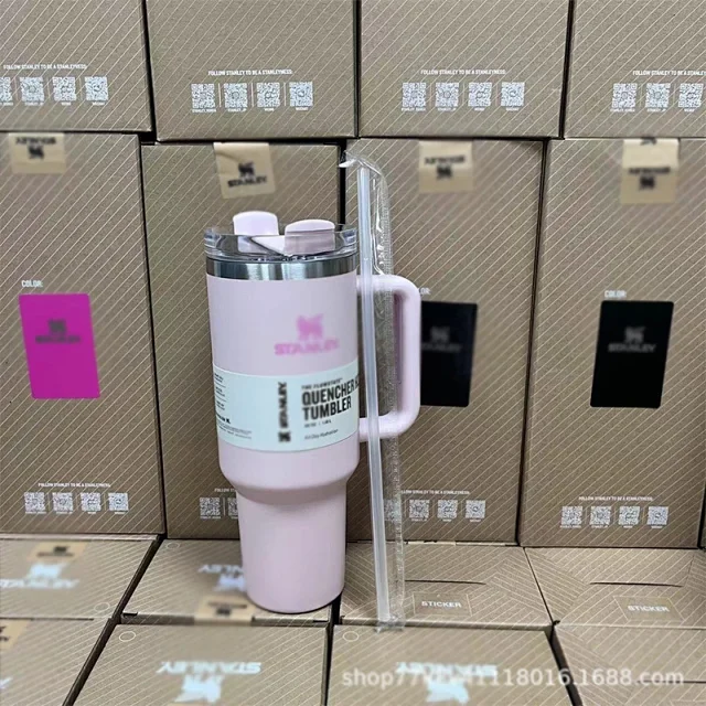 Stanley Uncategorized Quencher H2.0 FlowState Tumbler, 40 oz product detail image 2