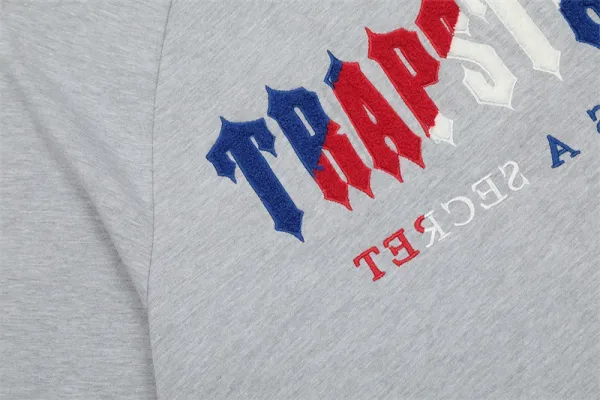 Trapstar Gothic Logo Graphic T-Shirt Gray - 28