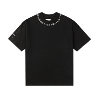 D697 black
