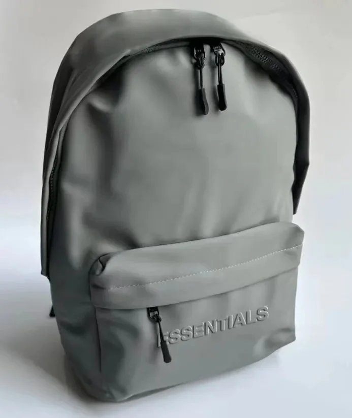 ESSENTIALS - Grey - Model 1