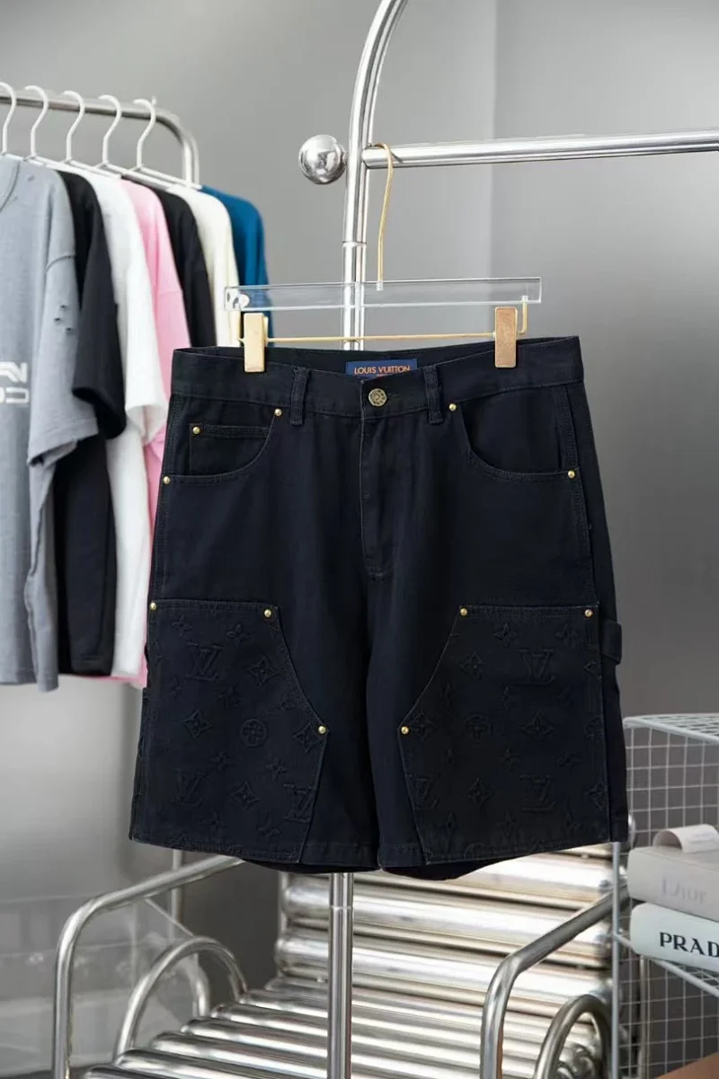 Shorts 3