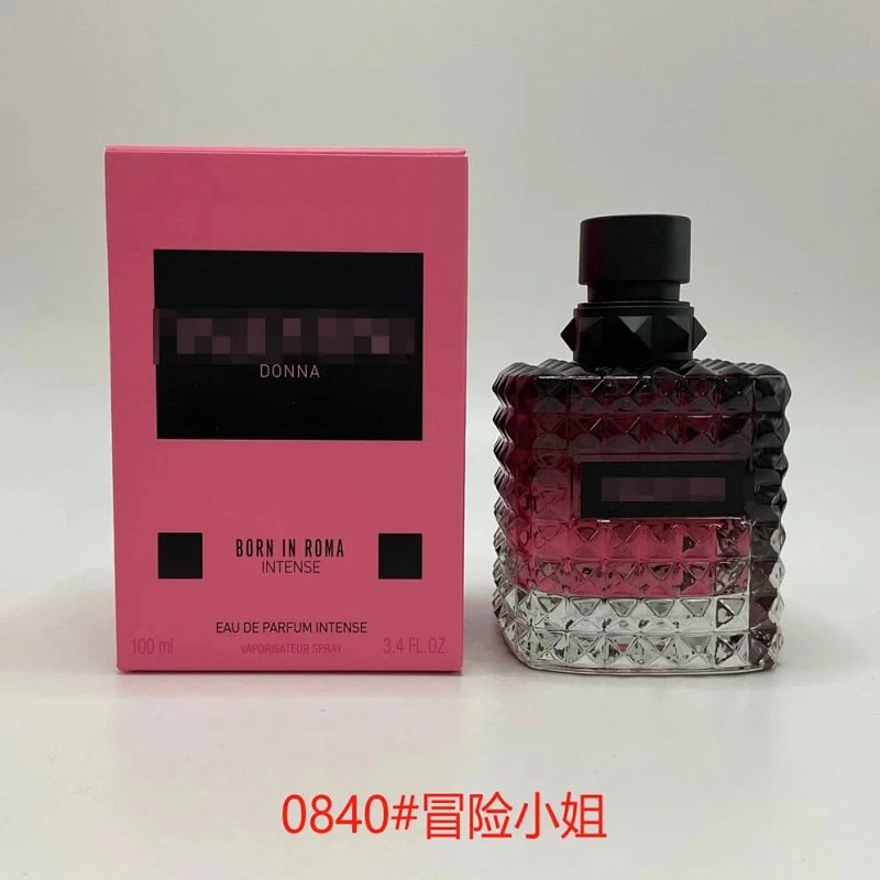 Valentino Born in Roma Perfume