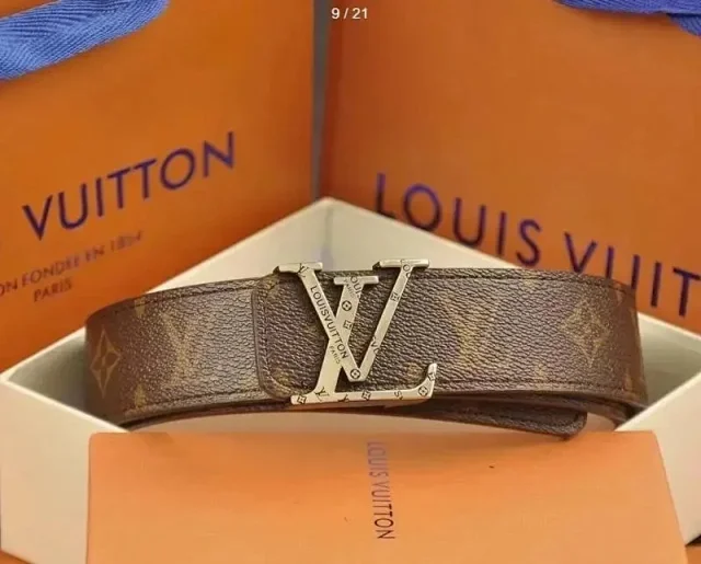 Gucci Belts Interlocking G buckle belt with interchangeable buckles product detail image 9