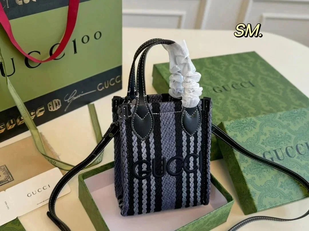 050403025-1（Size：15×18cm）