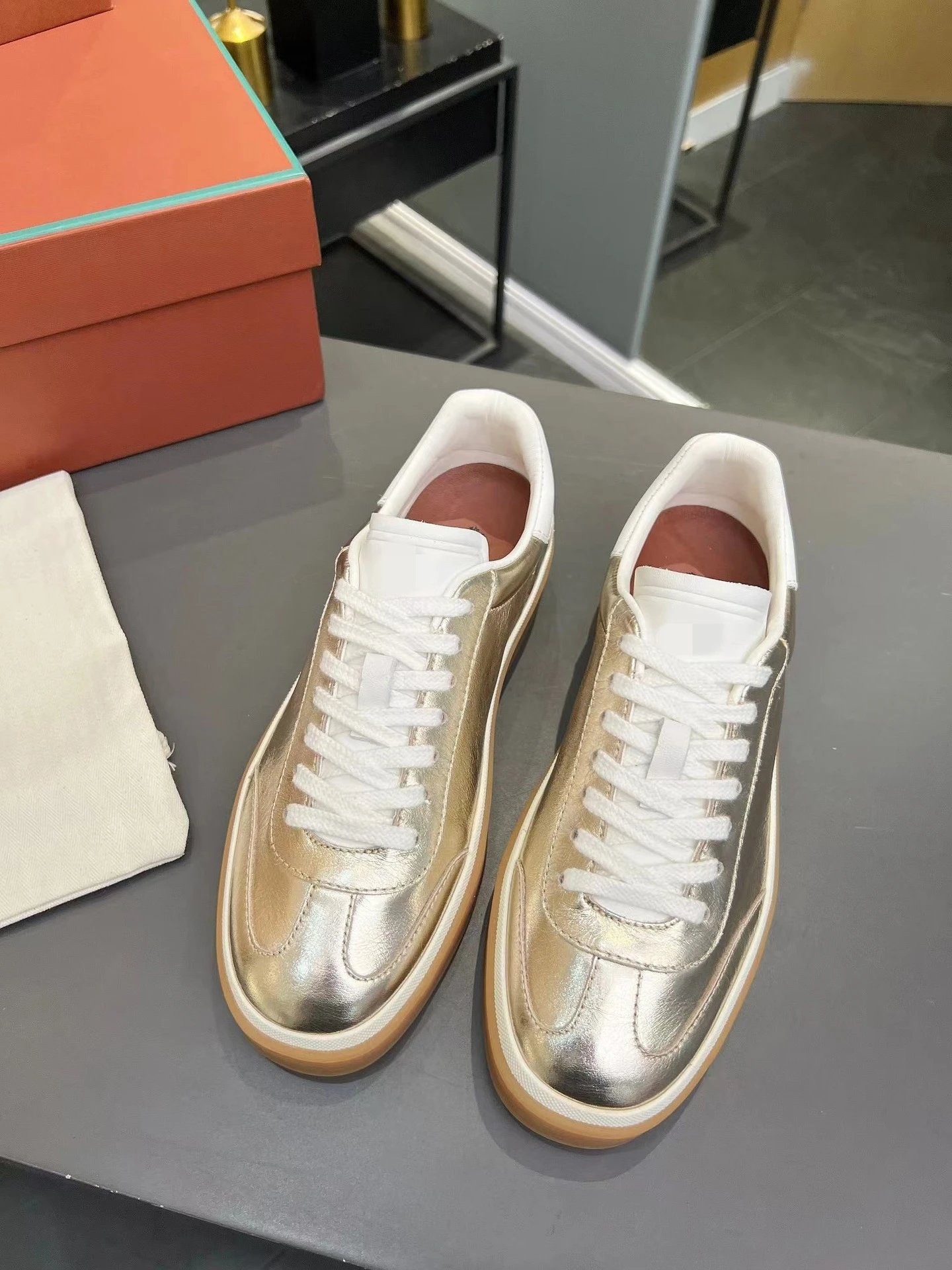 Hogan Interactive Metallic Silver Sneakers - 15