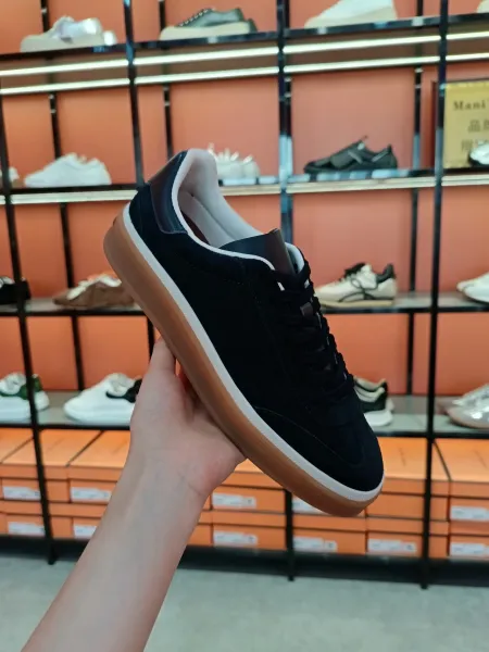 Hogan Interactive Metallic Silver Sneakers - 31
