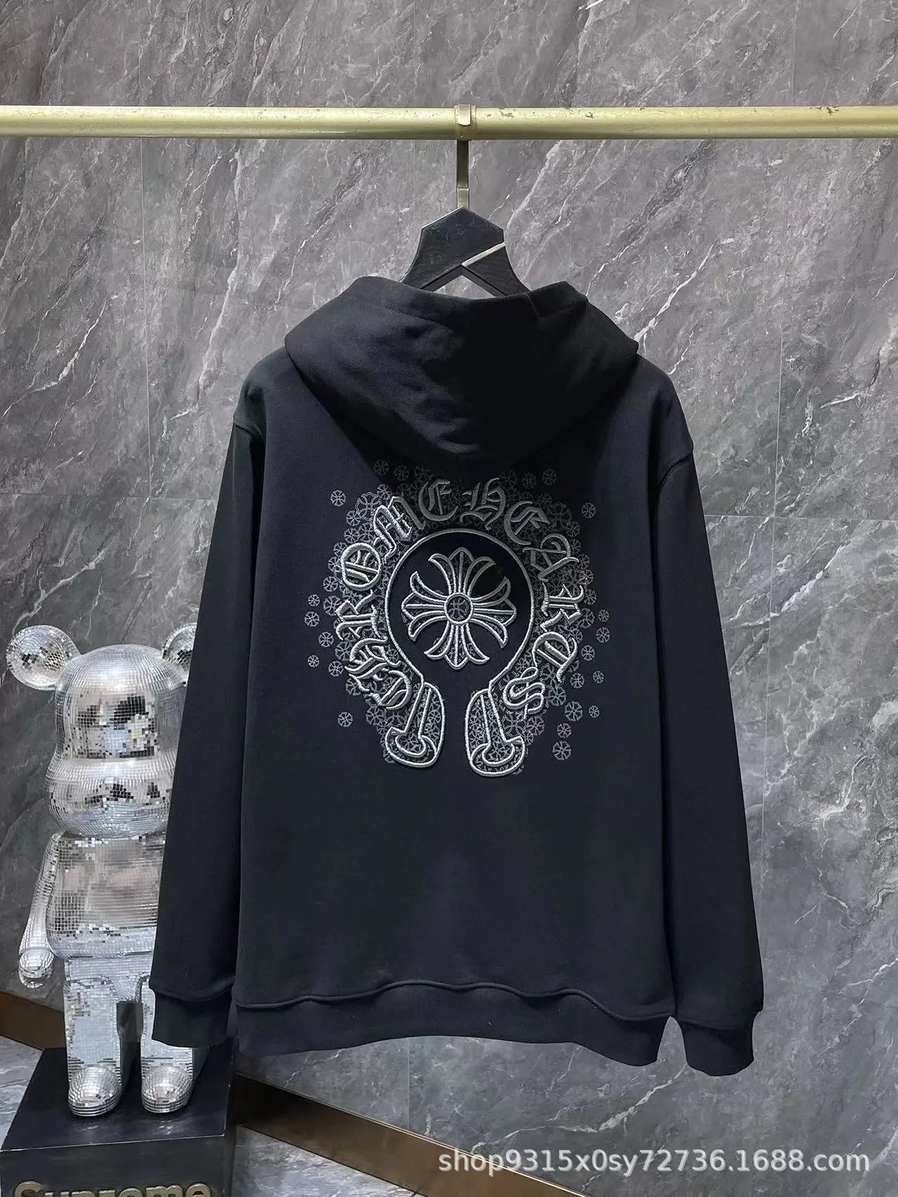 Black 2—Oppose SKU image
