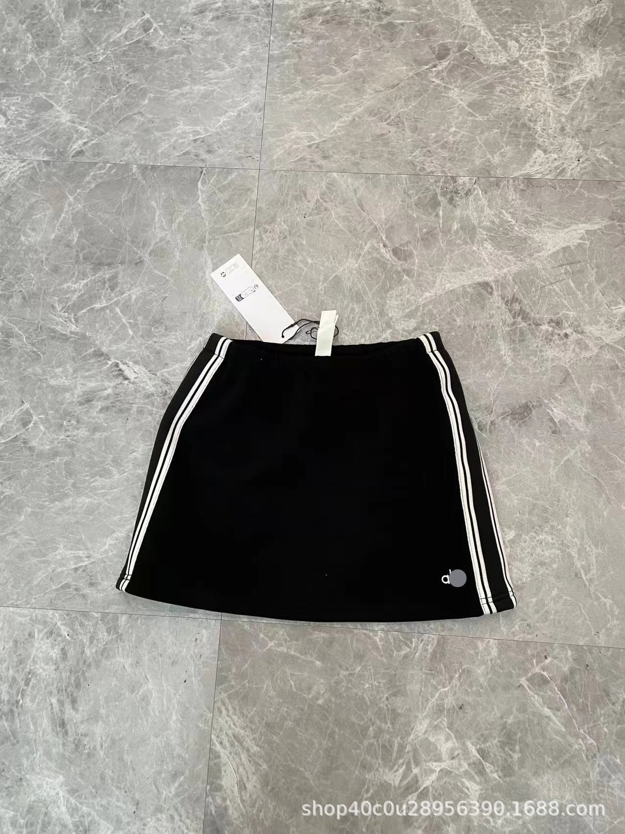 Black overskirt SKU image