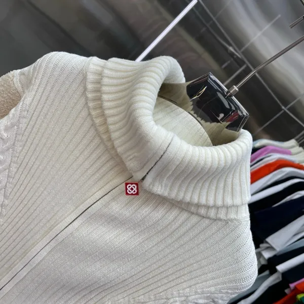 Off-White Diamond Pattern Knit Zip-Up Cardigan Beige - 19