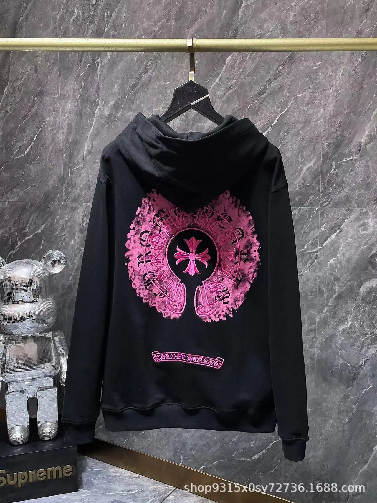 Black 4—Oppose SKU image