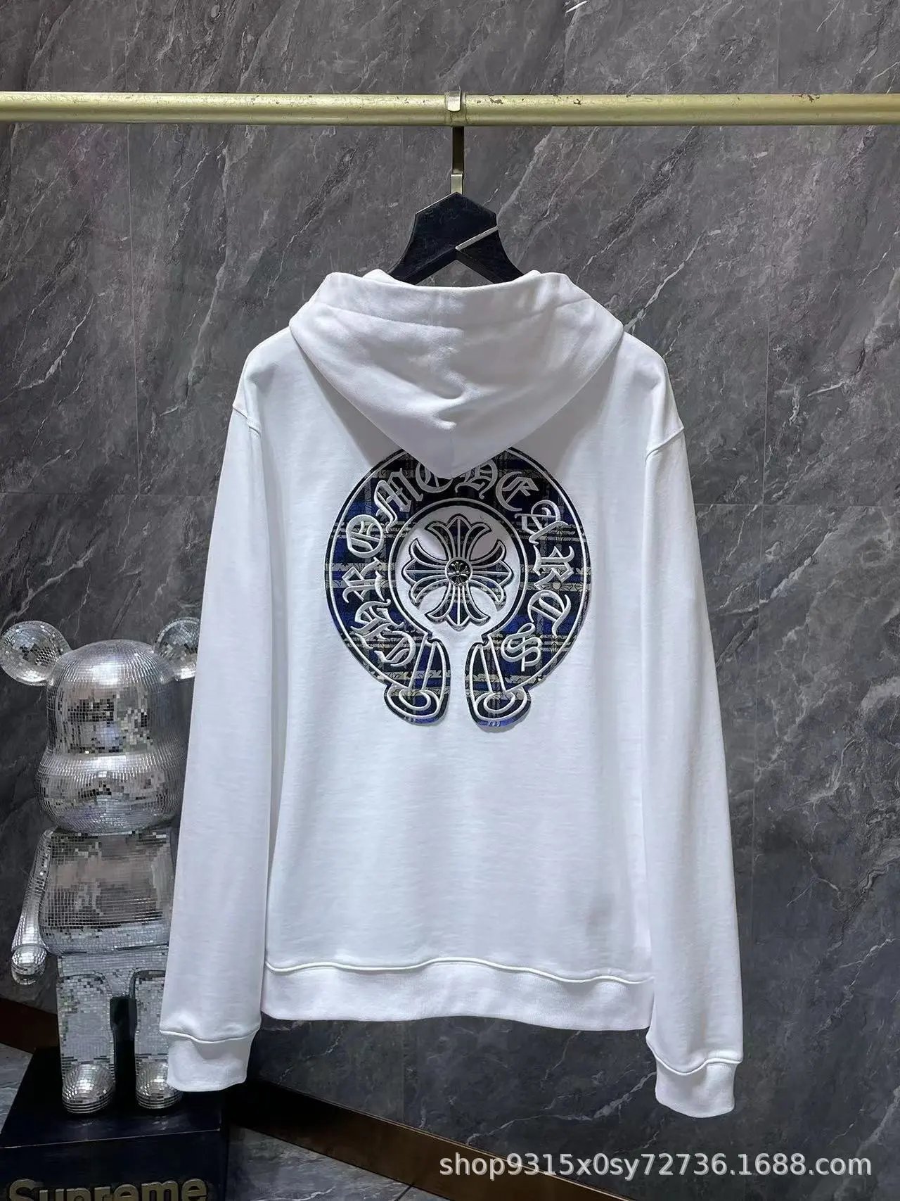 white 10—Oppose SKU image