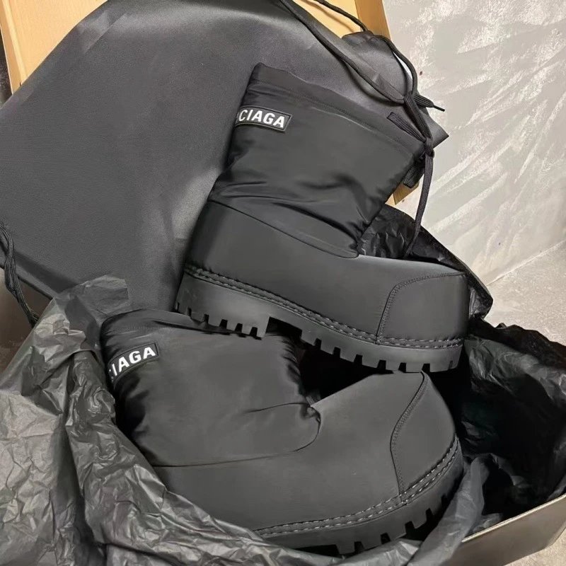 Balenciaga Snow Boot Black Boots - 8