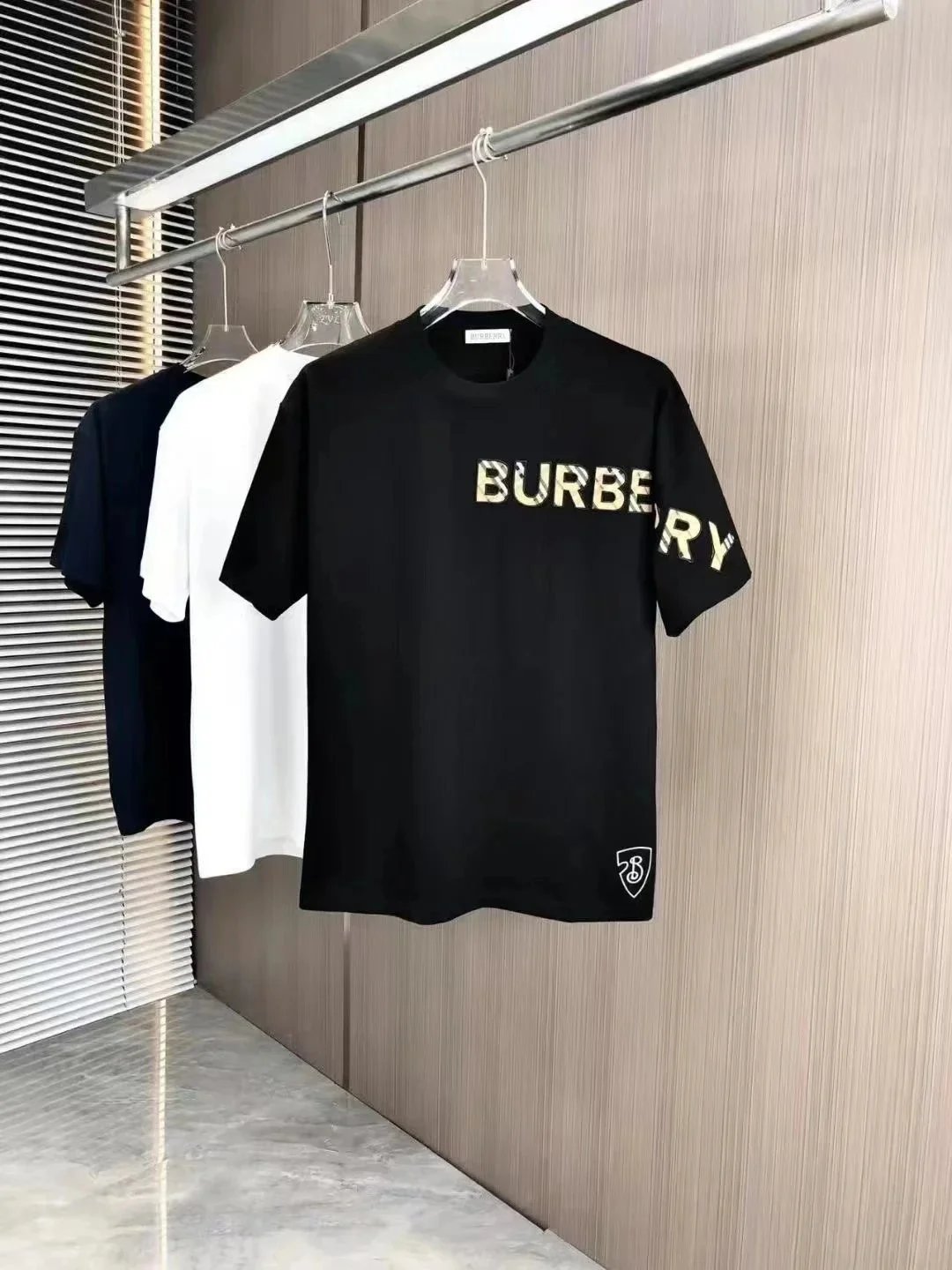 Burberry T-Shirts Short-Sleeve Logo T-Shirt — Style 5-Black