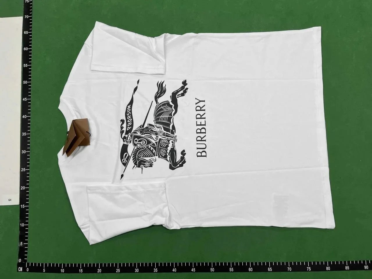 Burberry T-Shirts Short-Sleeve Graphic T-Shirt — 31