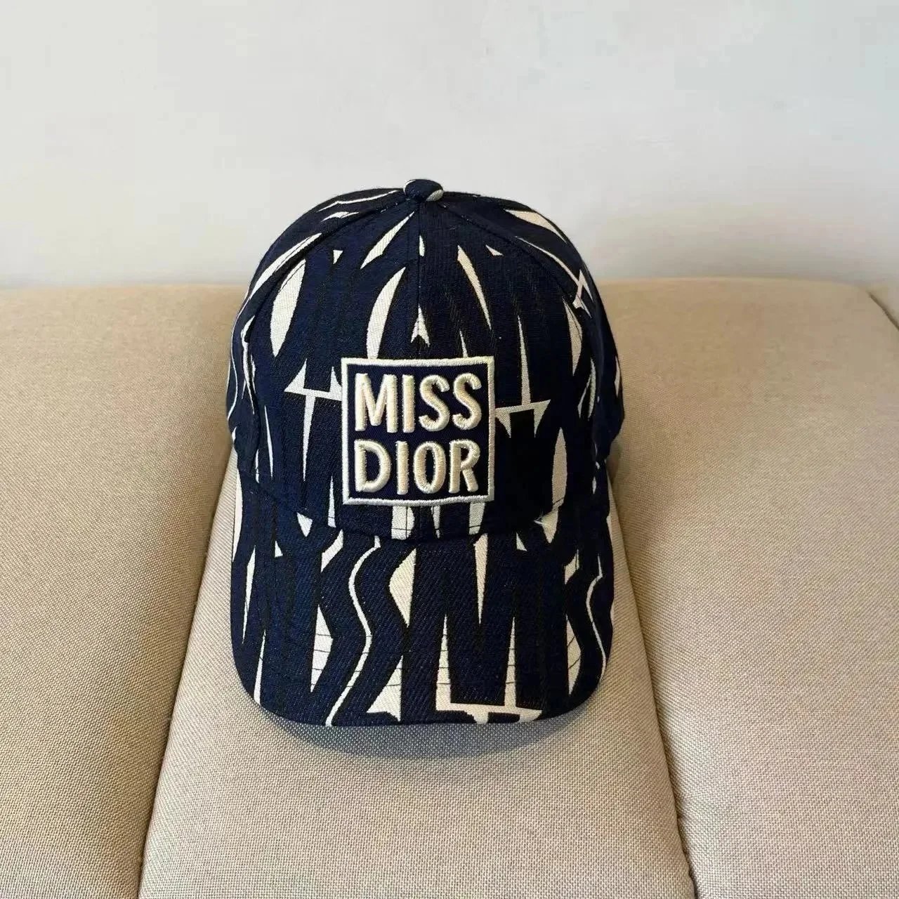 Dior Hats Oblique Jacquard Baseball Cap — 25