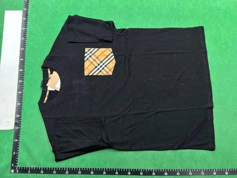 Burberry T-Shirts Short-Sleeve Graphic T-Shirt — 40