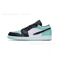 AJ1 low-top – Little Tiffany