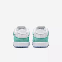Dunk SB April — seller photo 5