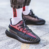 Yeezy Boost 350 V2 — seller photo 3