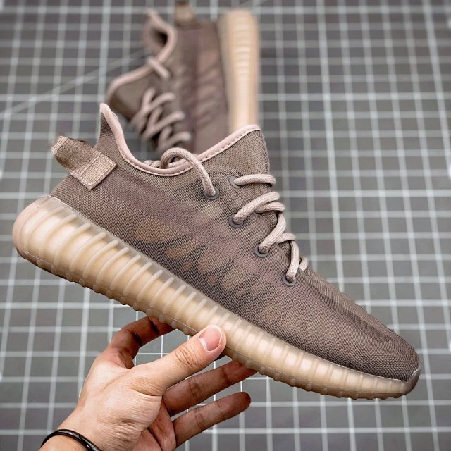 Yeezy Boost 350 V2: seller detail photo 3