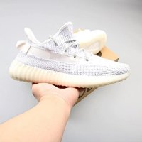 Yeezy Boost 350 V2 — seller photo 2