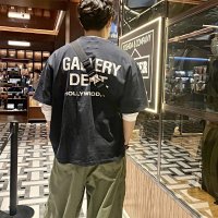Gallery dept oversized tee — seller photo 5