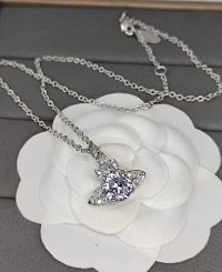 Full-Crystal Saturn Necklace [Platinum Color]