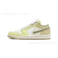 AJ1 low-top-green and white