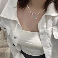 Saturn pin pearl necklace [platinum color]