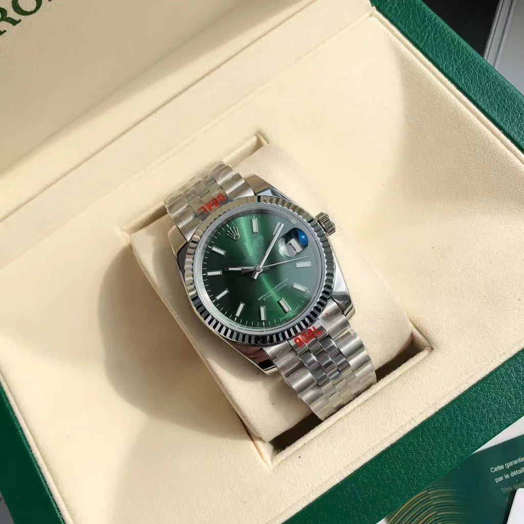 Log imitation mechanical strip engraved with silver green