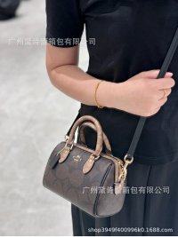 Old flower splicing brown