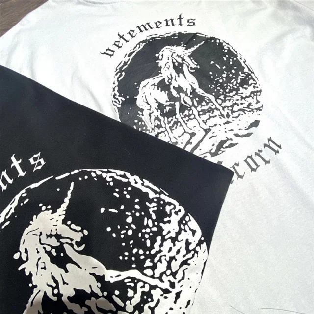 Vetements T-Shirts Logo-Print product detail image 20